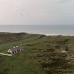 Vipp Ferienhaus in unberührter Landschaft an der dänischen Meeresküste