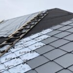 Dacheindeckung aus Titanzink-Schindeln für Wohn- und Geschäftshaus am Stuttgarter Ostendplatz