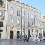 Largo Residências in Lissabon - Hotel, Herberge, Artist-in-Residence-Programm und Café