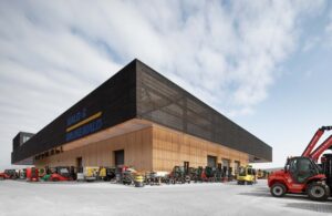 Firmengebäude und Betriebsstätte Der Holzhut in Rottenburg-Ergenzingen, nominiert für den Deutschen Nachhaltigkeitspreis Architektur