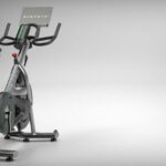 Das erste stromerzeugende intelligente Fitnessrad der Welt, zu sehen in der Ausstellung Transform im Vitra Design Musem