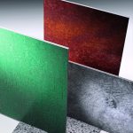 Material- und Farboptionen von Fassadenplatten. Bild: Alucobond