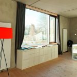 Künstler, Grafiker und Möbelrestauratoren nutzen die hellen, loftartigen Ateliers. Bild: Schöck Bauteile GmbH