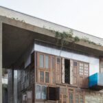 Bauteile wiederverwenden am Collage House von S+PS Architects in Mumbai