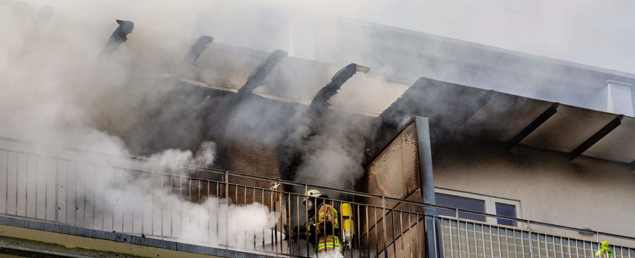 Wohnungsbrand in Hochhaus