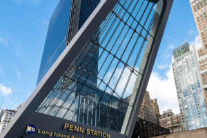Imposante Seilfassade für »Penn Station« in New York