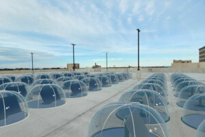 Leichte Solarmodule für Flachdach und Wasserflächen
