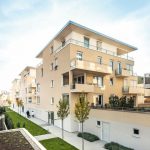 Blockrandbebauung mit Einzelhäusern: Grüne Wohnhofgärten in Landau. Bild: Wienerberger/Johannes Vogt