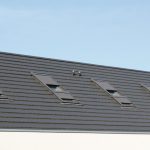 Dachfenster in Schrägdach. Bild: Creaton GmbH