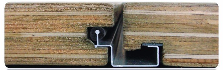 Balkonbau mit zertifiziertem Holzbodenbelag